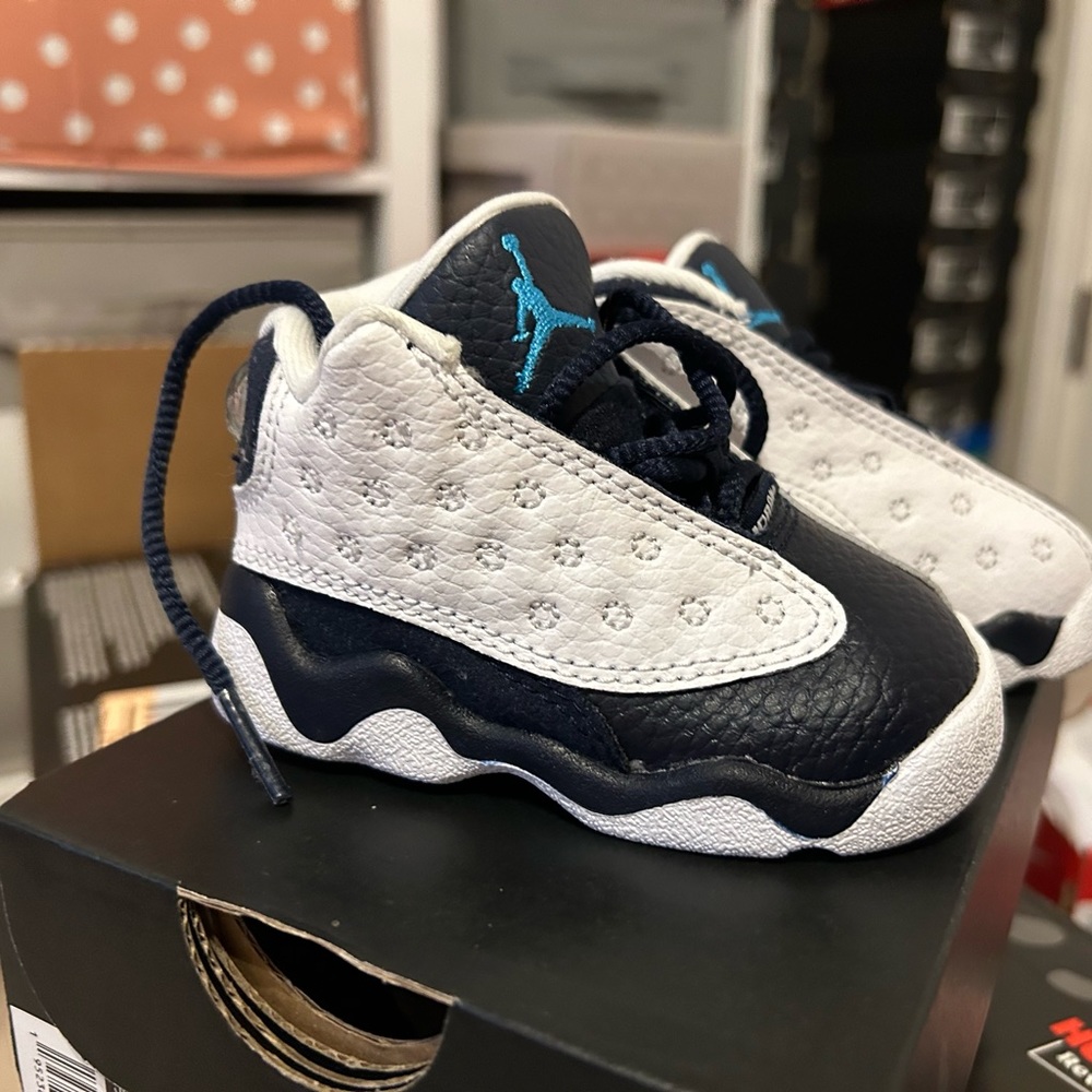 Jordan 13 Retro - Picture 2 of 4
